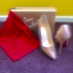 100% Authentic only worn once box bag included